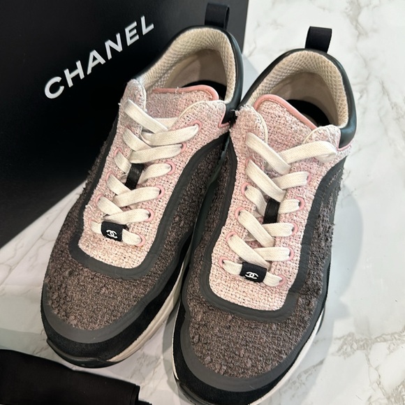 CHANEL pink and grey tweed sneakers size 37.5 - Picture 2 of 12